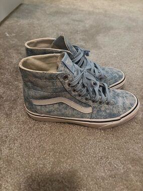 Vans High Top Sneakers in Light Blue Acid Wash